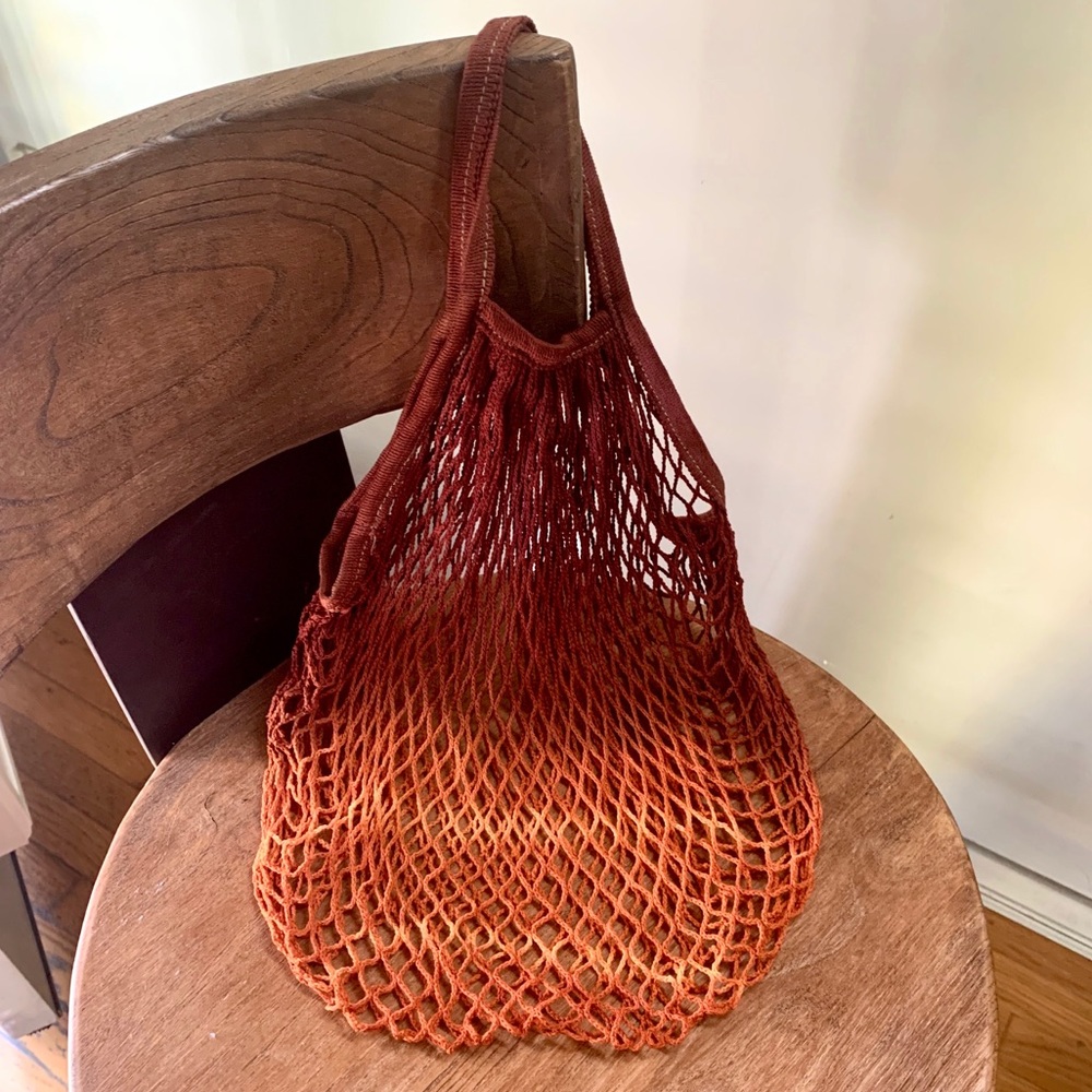 ✨HAND TIE DYED FRENCH MARKET STRING NET BAG✨ - Picture 1 of 5